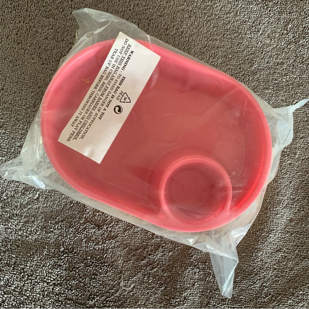 Feeding plates set of 6 NEW in package